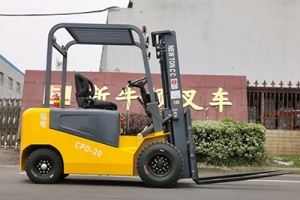 江蘇電動(dòng)叉車廠家如何選拔培養(yǎng)人才？