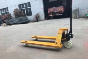 手動液壓叉車的液壓缸有哪些常見的故障？