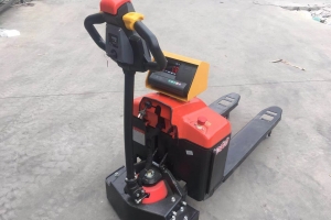 電動(dòng)搬運(yùn)車的蓄電池為什么會(huì)損壞？
